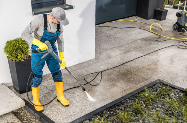 Best Pressure Washing Near Me  in La Crescenta Montrose, CA