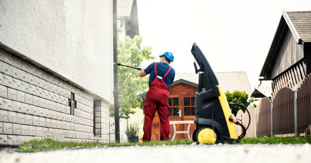 Best Local Pressure Washing Services  in La Crescenta Montrose, CA